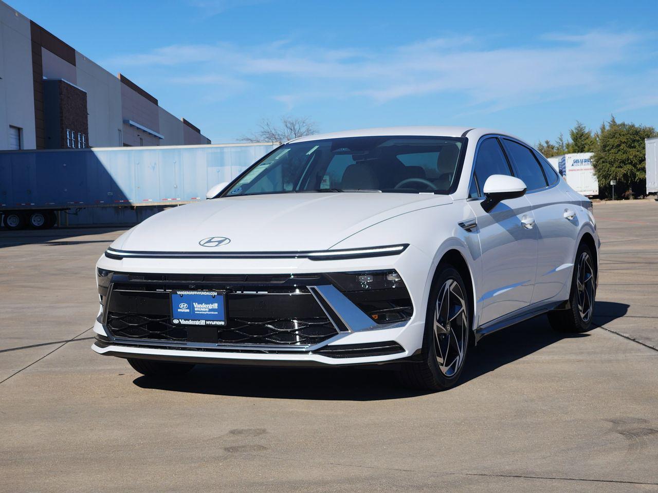 New 2026 W6H White Hyundai SEL Sport image 2