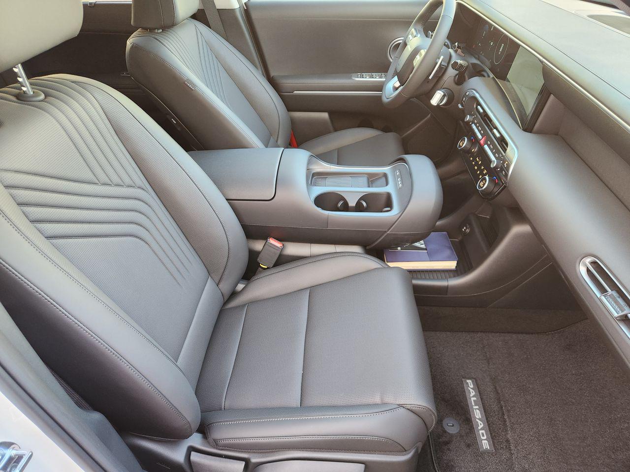 New 2027 Creamy White Pearl Hyundai SEL FWD image 10