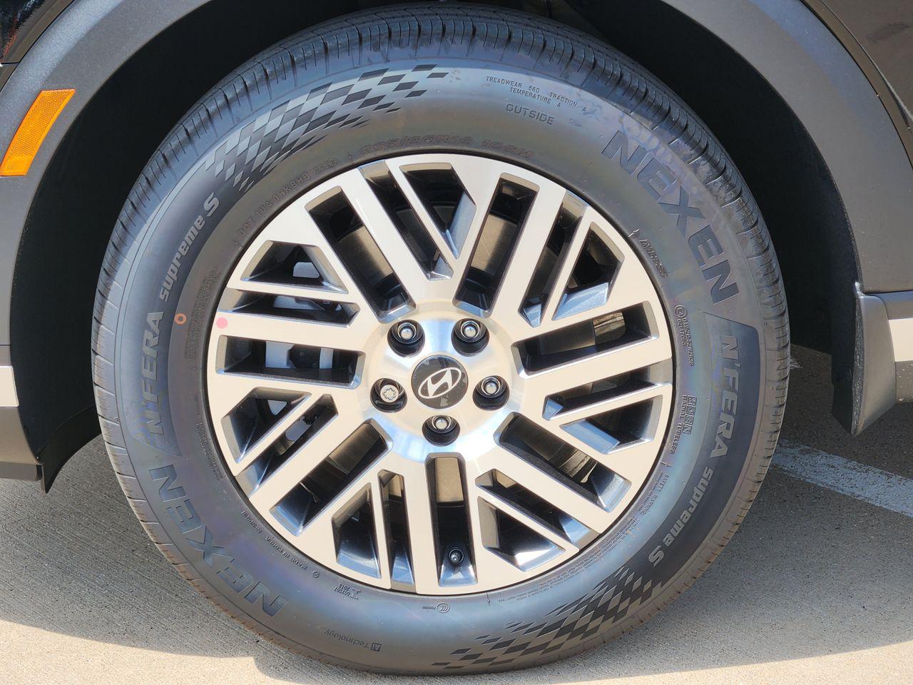 New 2027 Abyss Black Pearl Hyundai SEL FWD image 7
