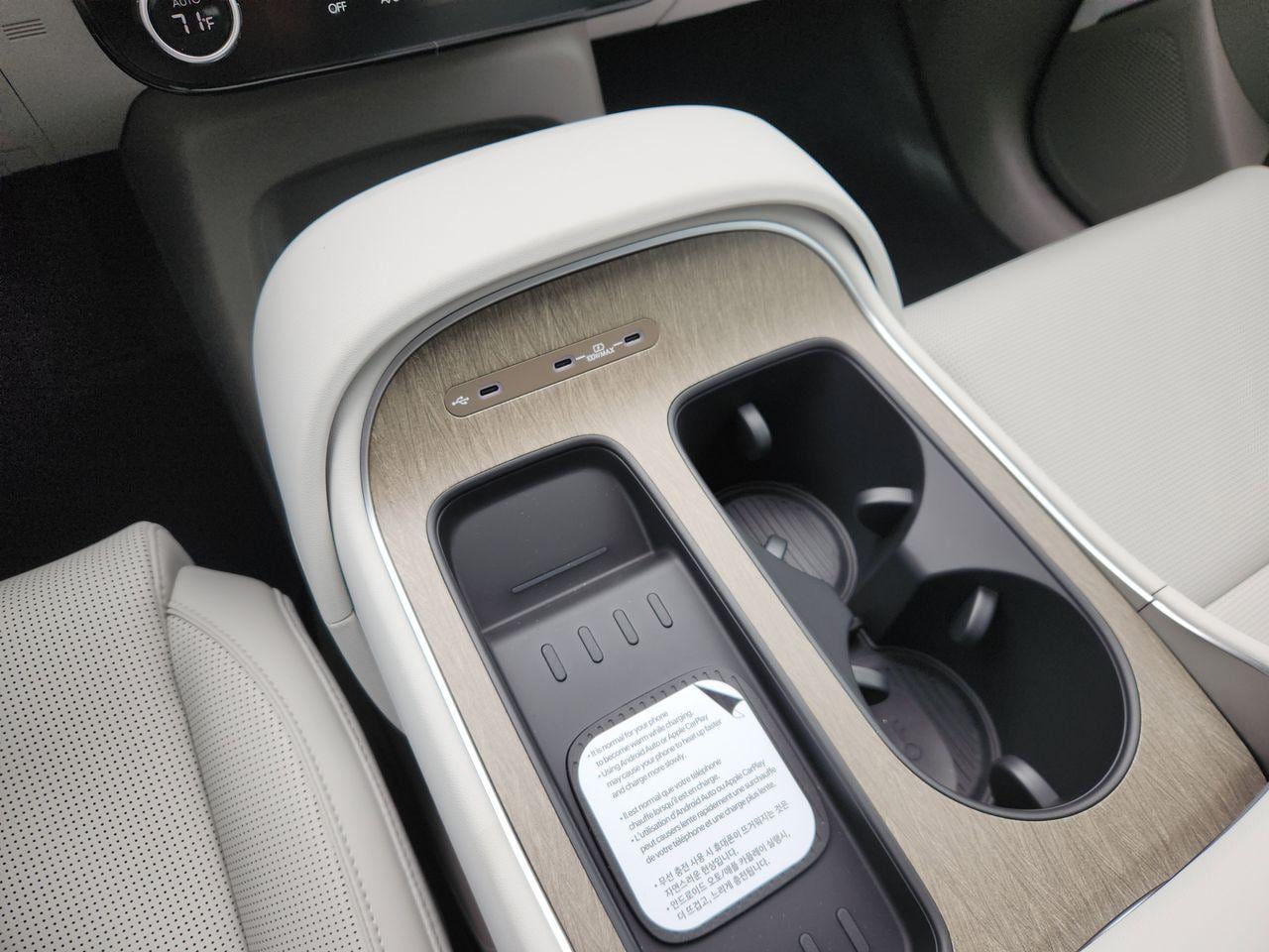 New 2026 Abyss Black Pearl Hyundai SEL 7P image 19