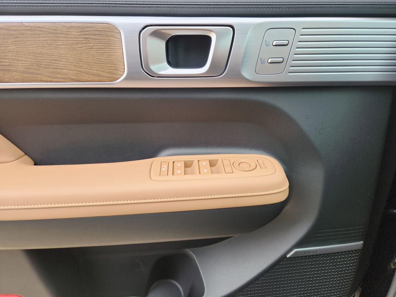 New 2026 S3B Black Hyundai Limited FWD image 20