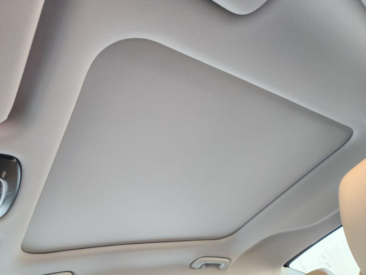 New 2026 W6H White Hyundai Limited image 26