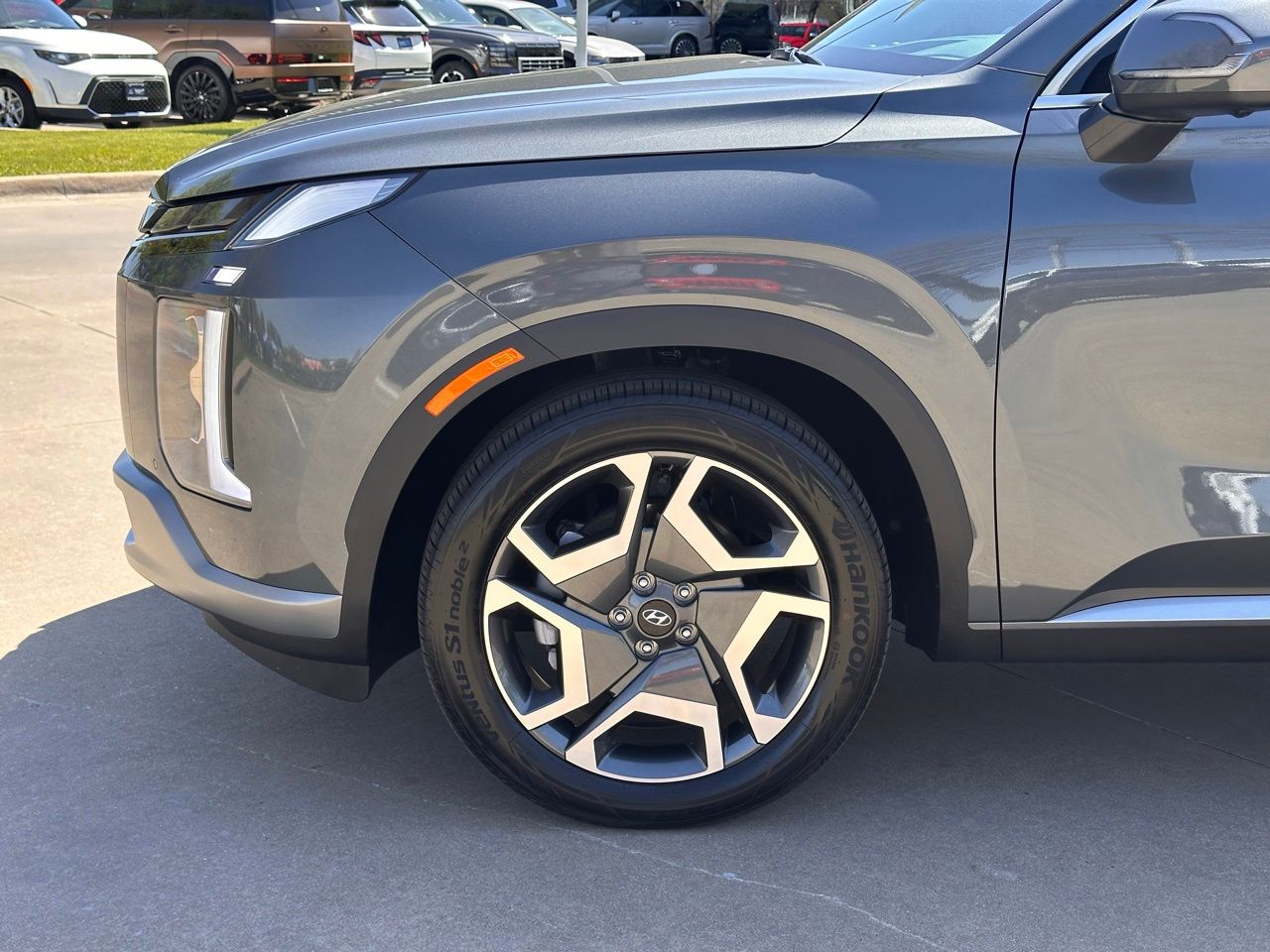 Used 2025 Steel Graphite Hyundai Limited image 6