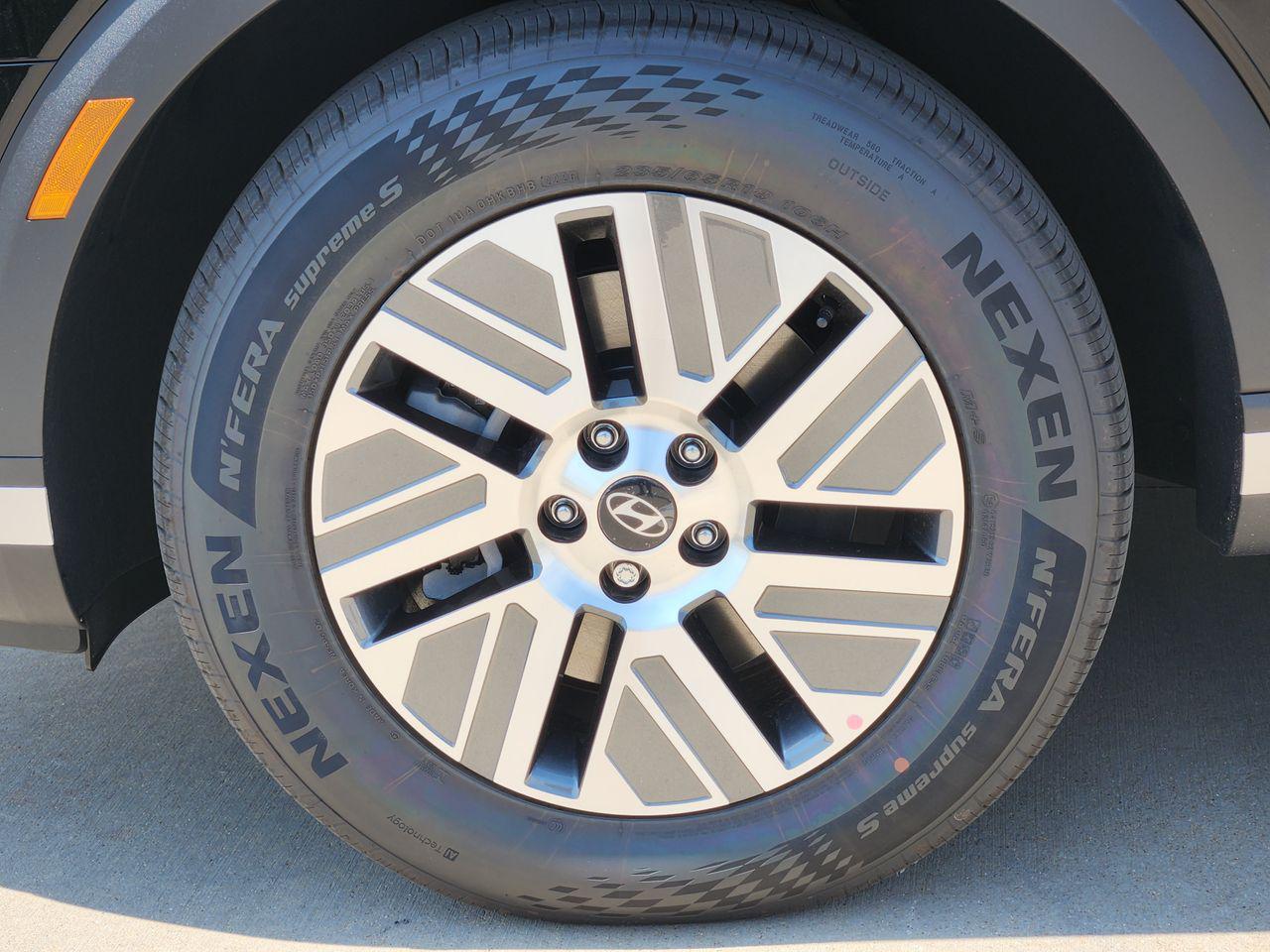 New 2027 Abyss Black Pearl Hyundai SEL Premium 8P image 7