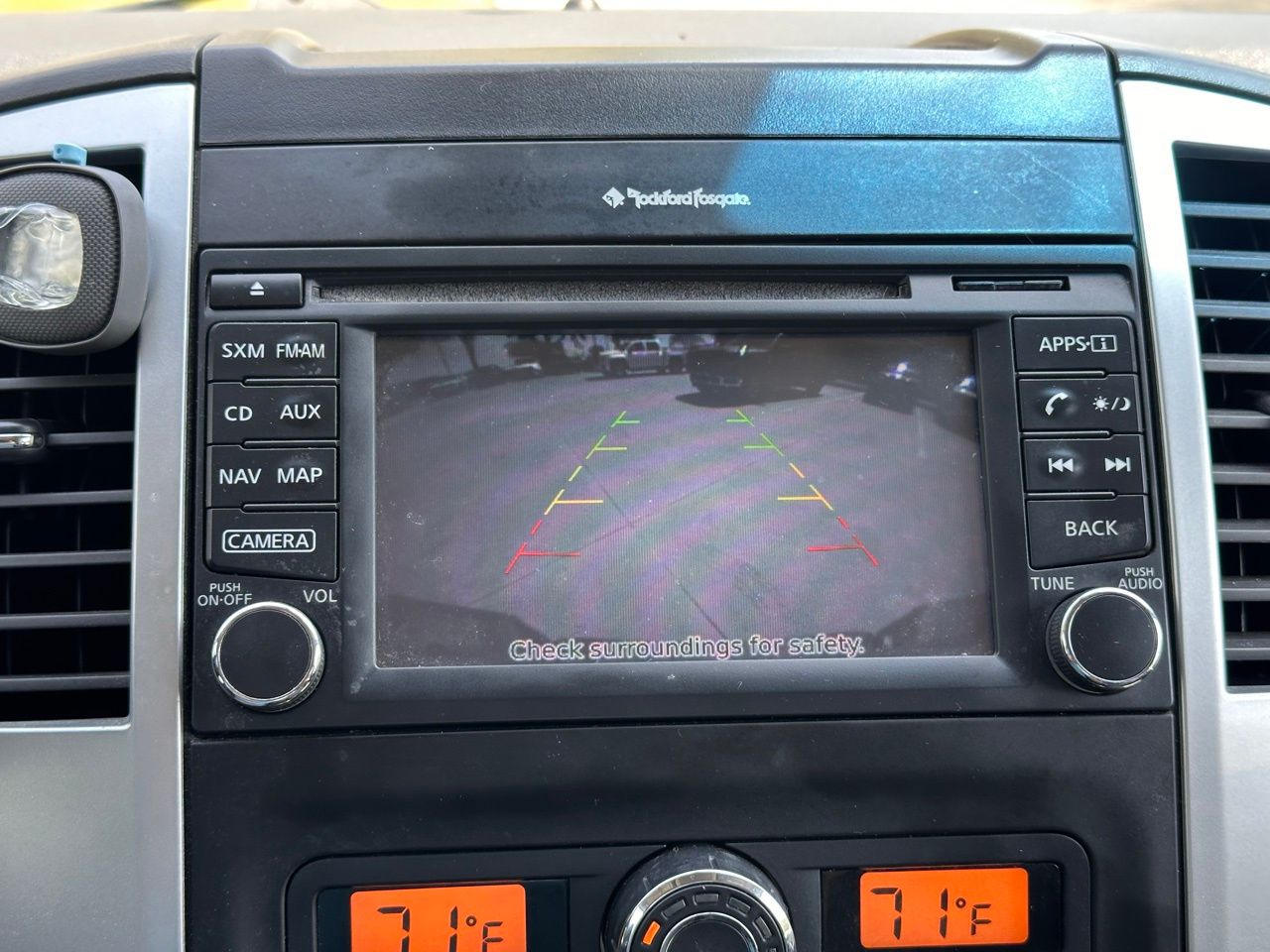 Used 2015 Arctic Blue Nissan PRO-4X image 28