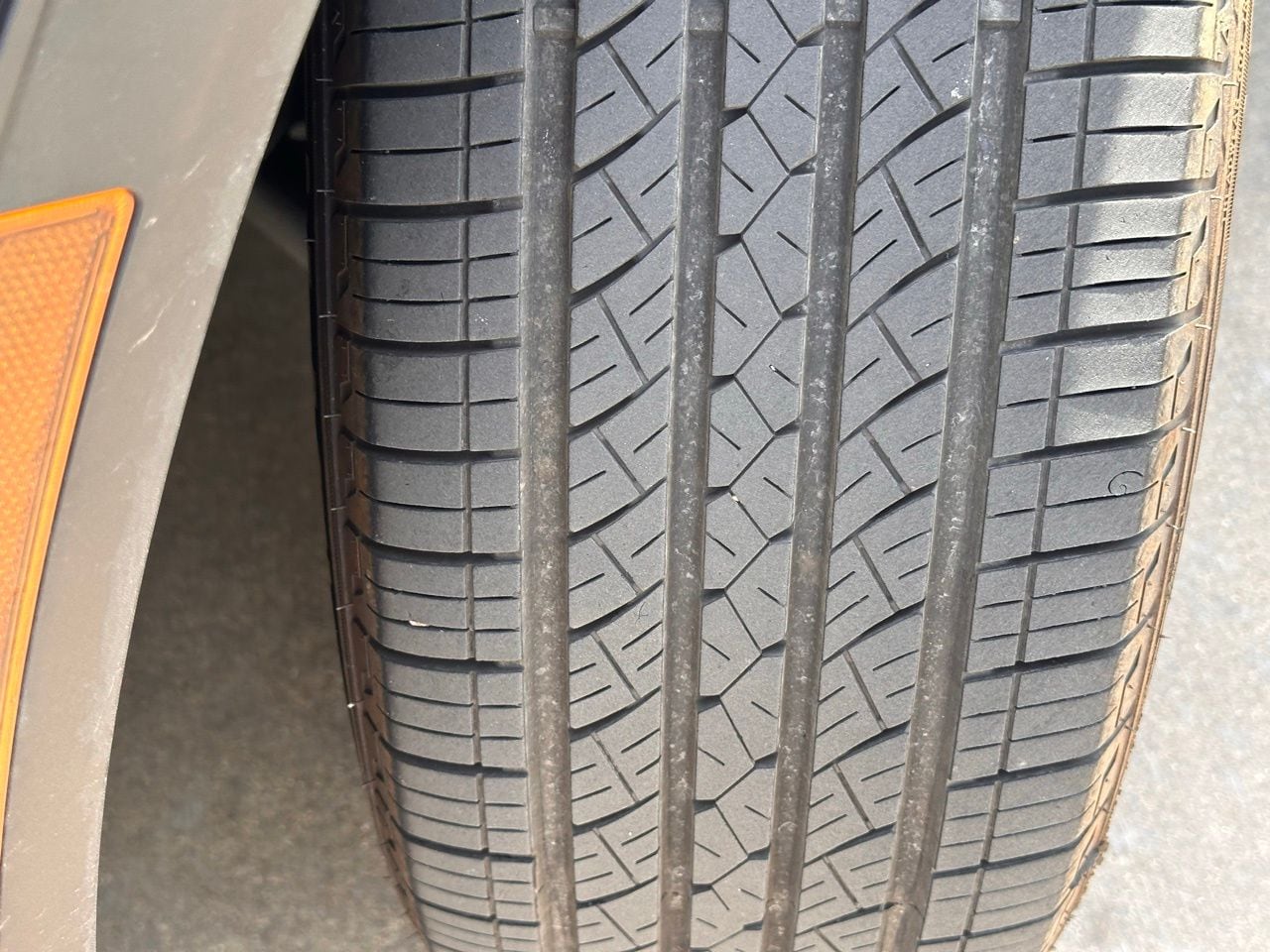 Used 2025 Ebony Black Kia EX image 3