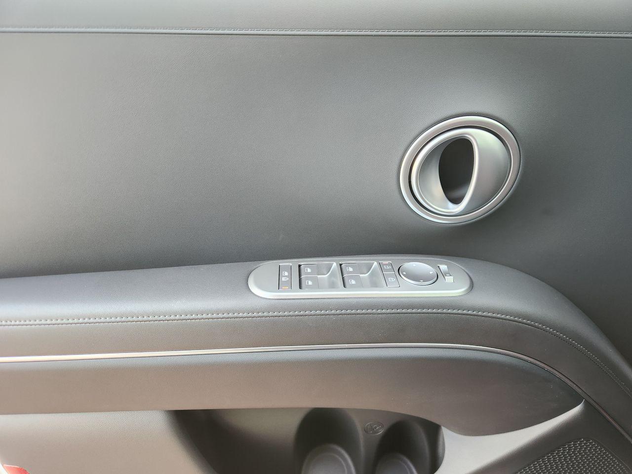 New 2027 Creamy White Pearl Hyundai SEL FWD image 21