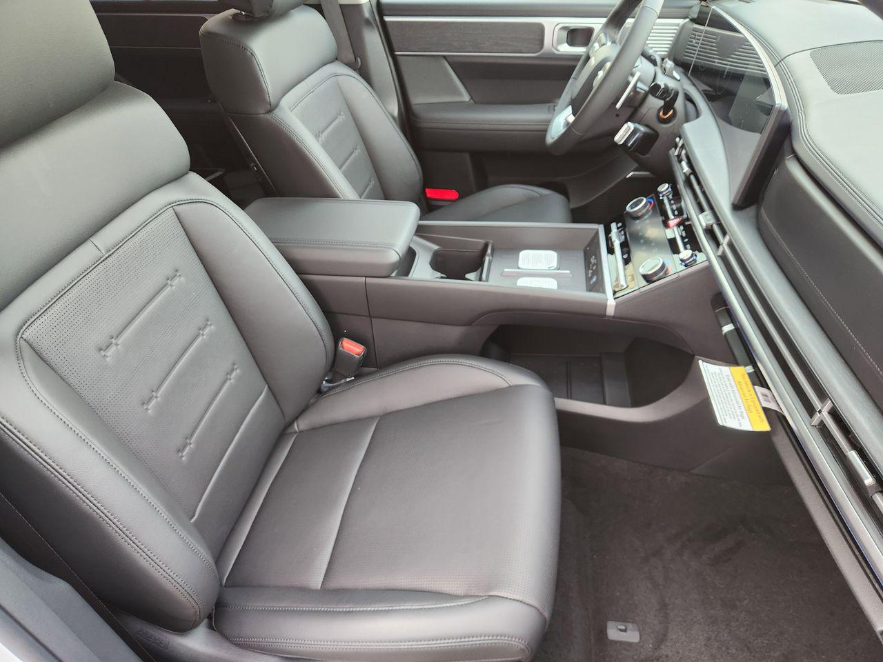 New 2026 W6H White Hyundai Limited image 11