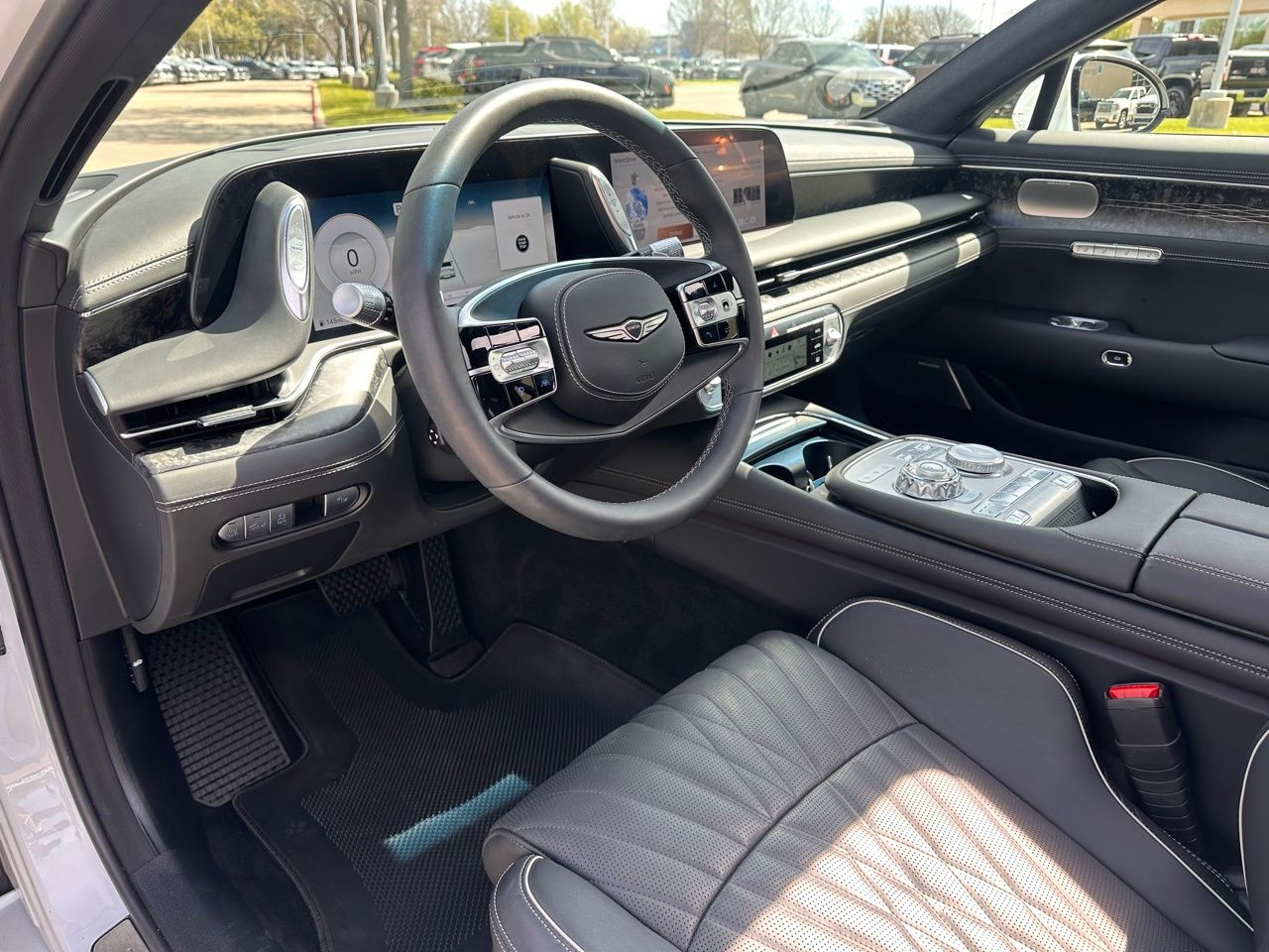 Used 2025 Uyuni White Genesis 3.5T e-SC image 23