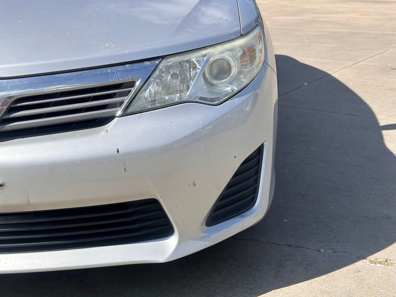 Used 2012 Classic Silver Toyota LE image 8