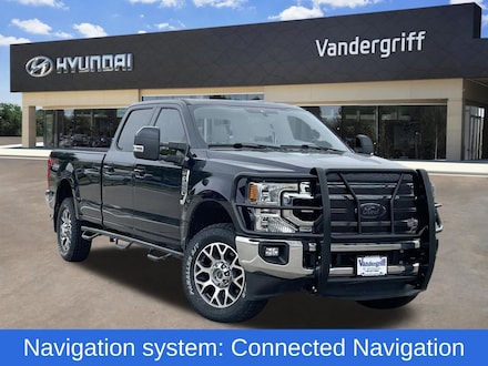 2022 Ford F-250SD Lariat Truck Crew Cab