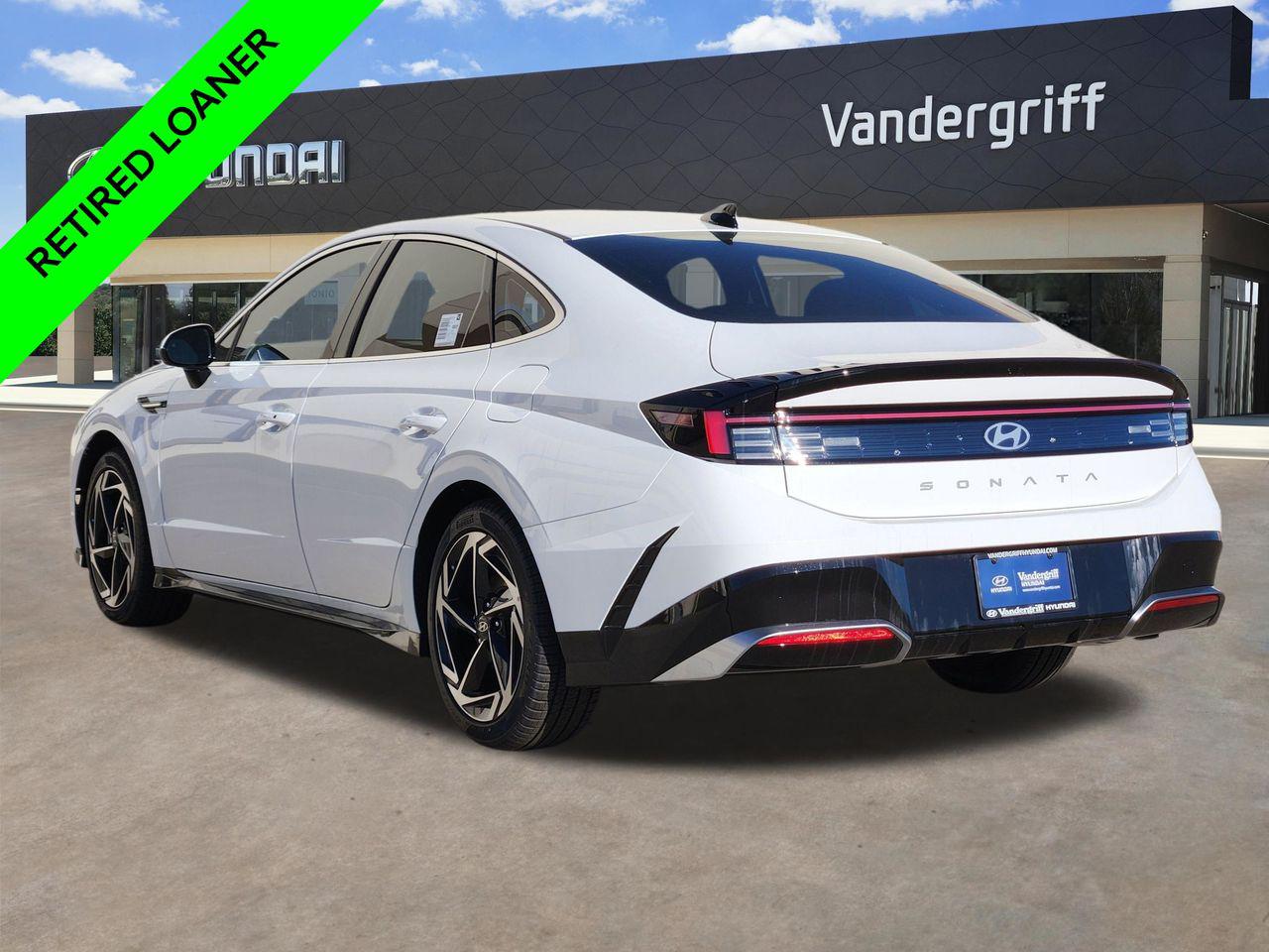 New 2026 Serenity White Hyundai SEL Sport image 3