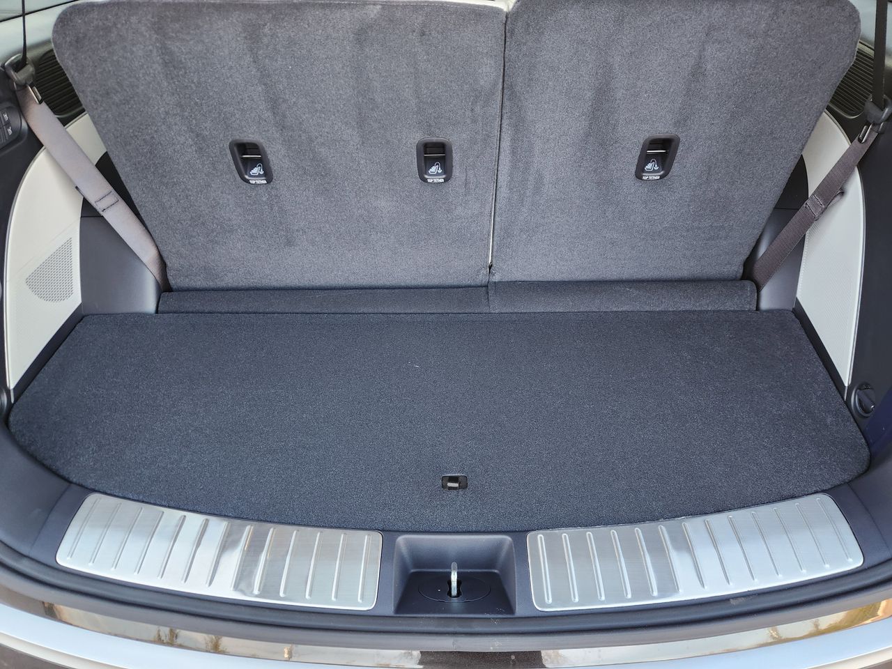 New 2026 A2B Black Hyundai Calligraphy FWD image 32