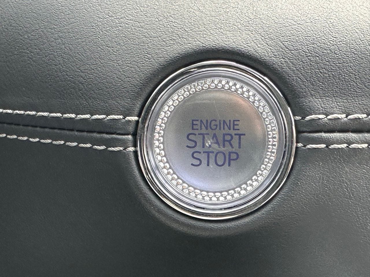 Used 2025 Vik Black Genesis 3.5T e-SC image 36