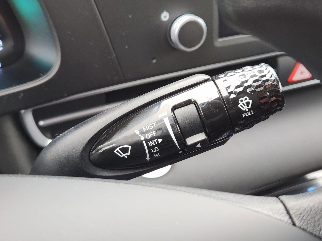 New 2026 W6H White Hyundai Blue image 30