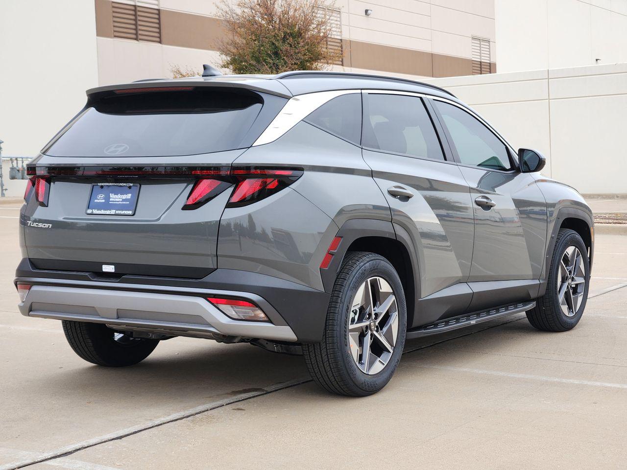 New 2026 NT2 Gray Hyundai SEL FWD image 4