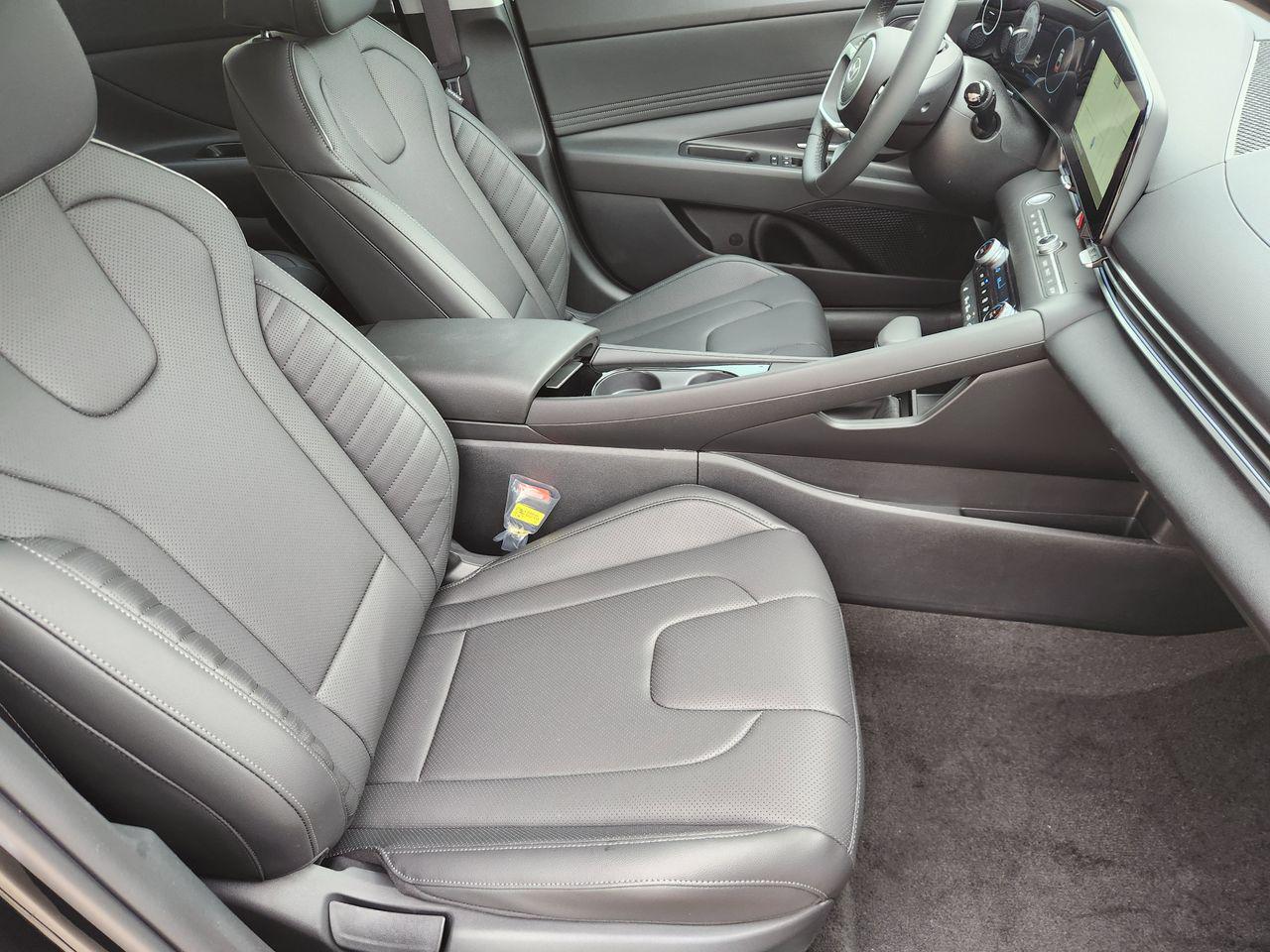 New 2026 Abyss Black Hyundai Limited image 6