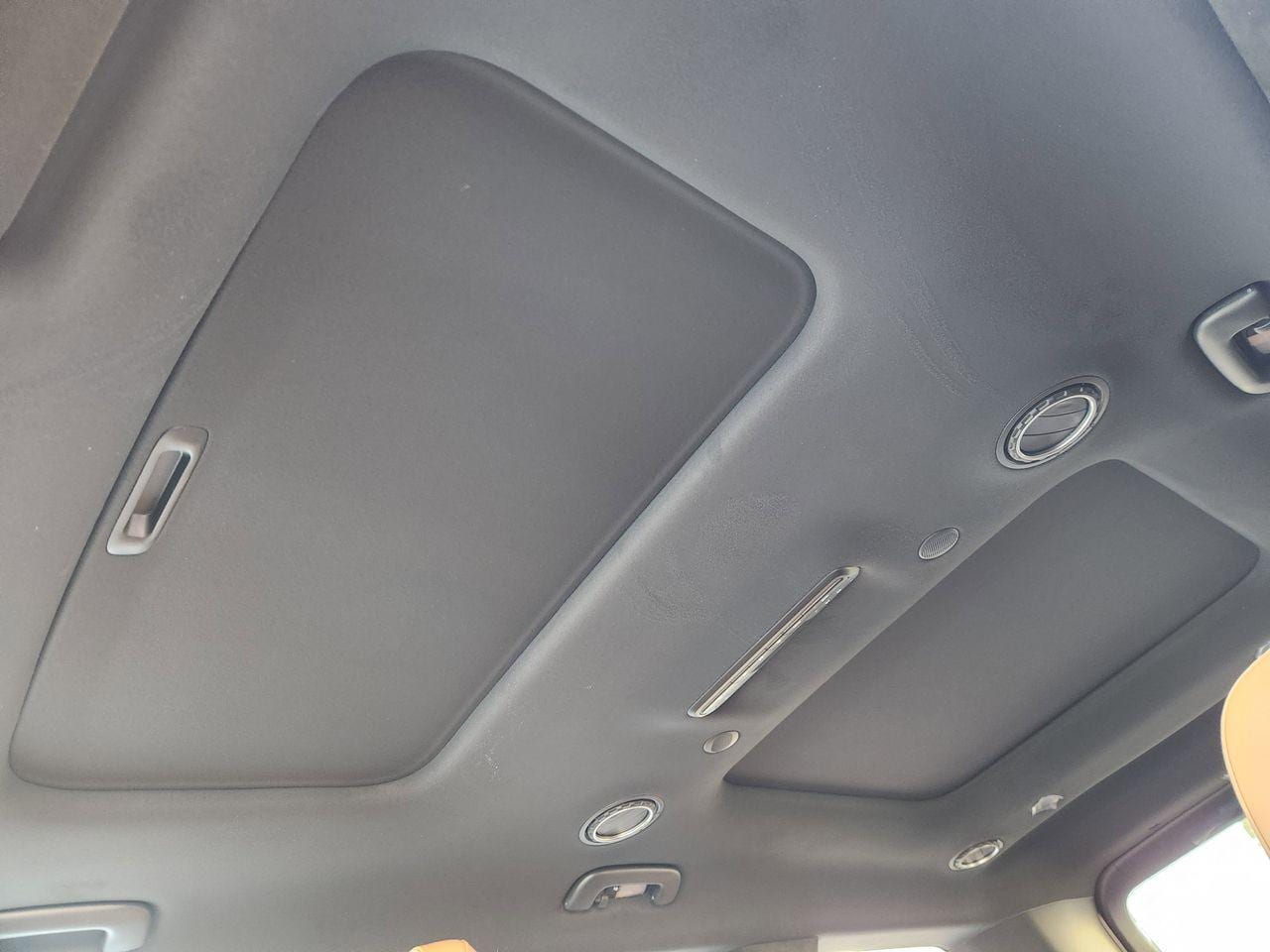 New 2026 WC9 White Hyundai Calligraphy FWD image 24