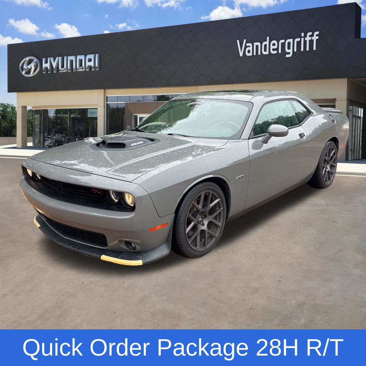 2019 Dodge Challenger R/T's photo