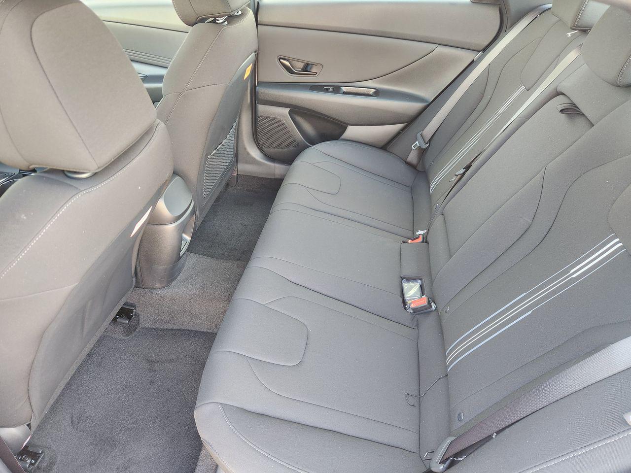 New 2026 W6H White Hyundai SEL Sport Premium image 28