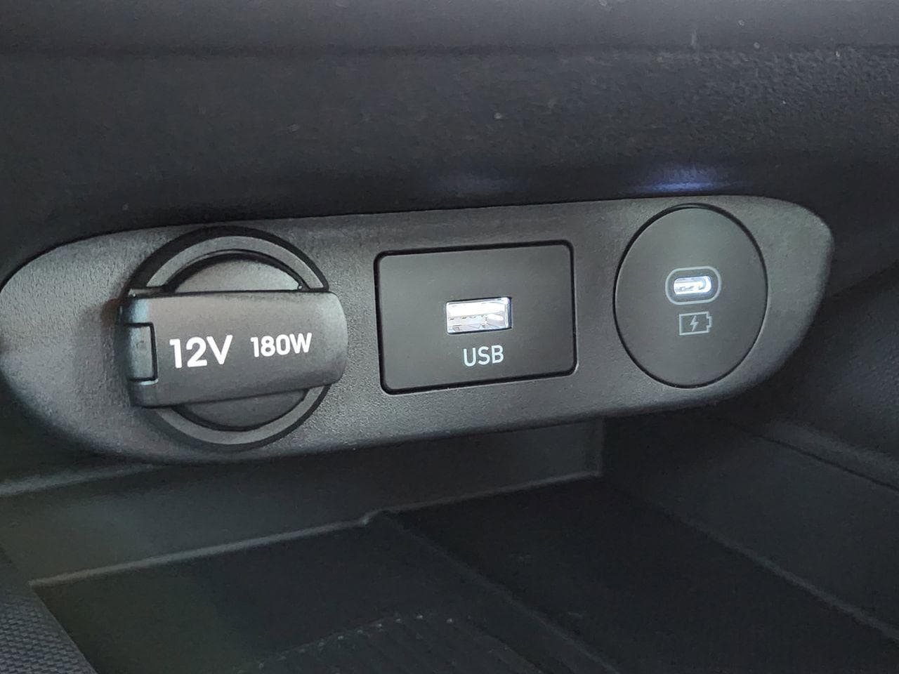 New 2026 W6H White Hyundai SEL Sport Premium image 16