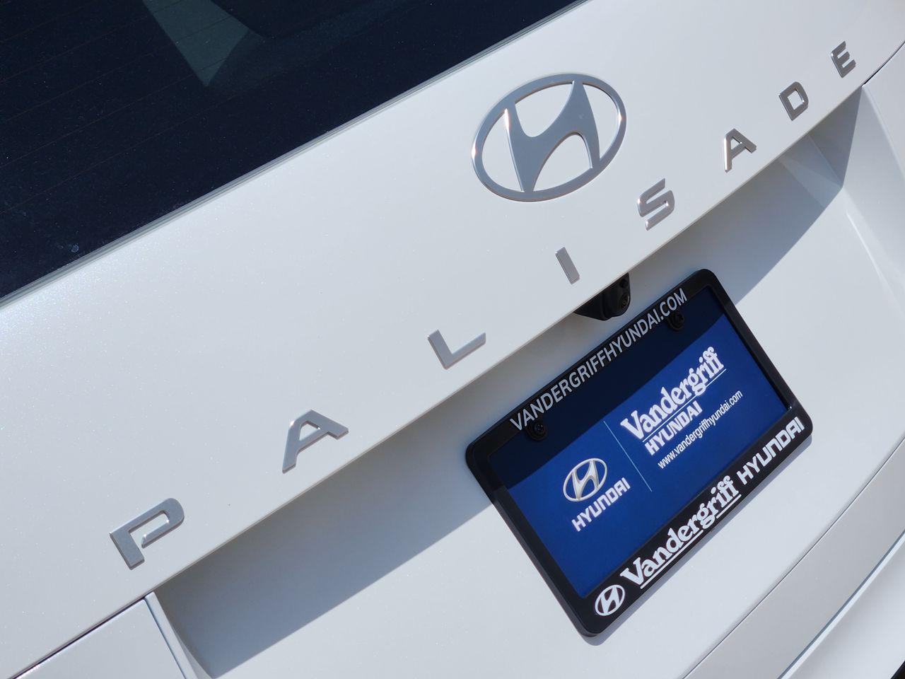 New 2027 Creamy White Pearl Hyundai Blue SEL 7P image 8