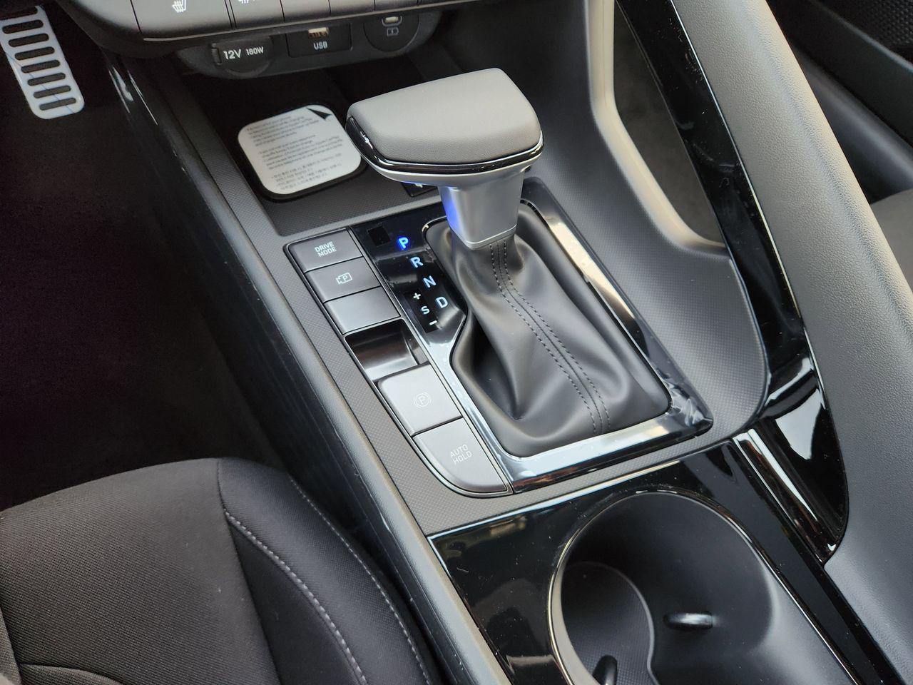 New 2026 W6H White Hyundai SEL Sport Premium image 17