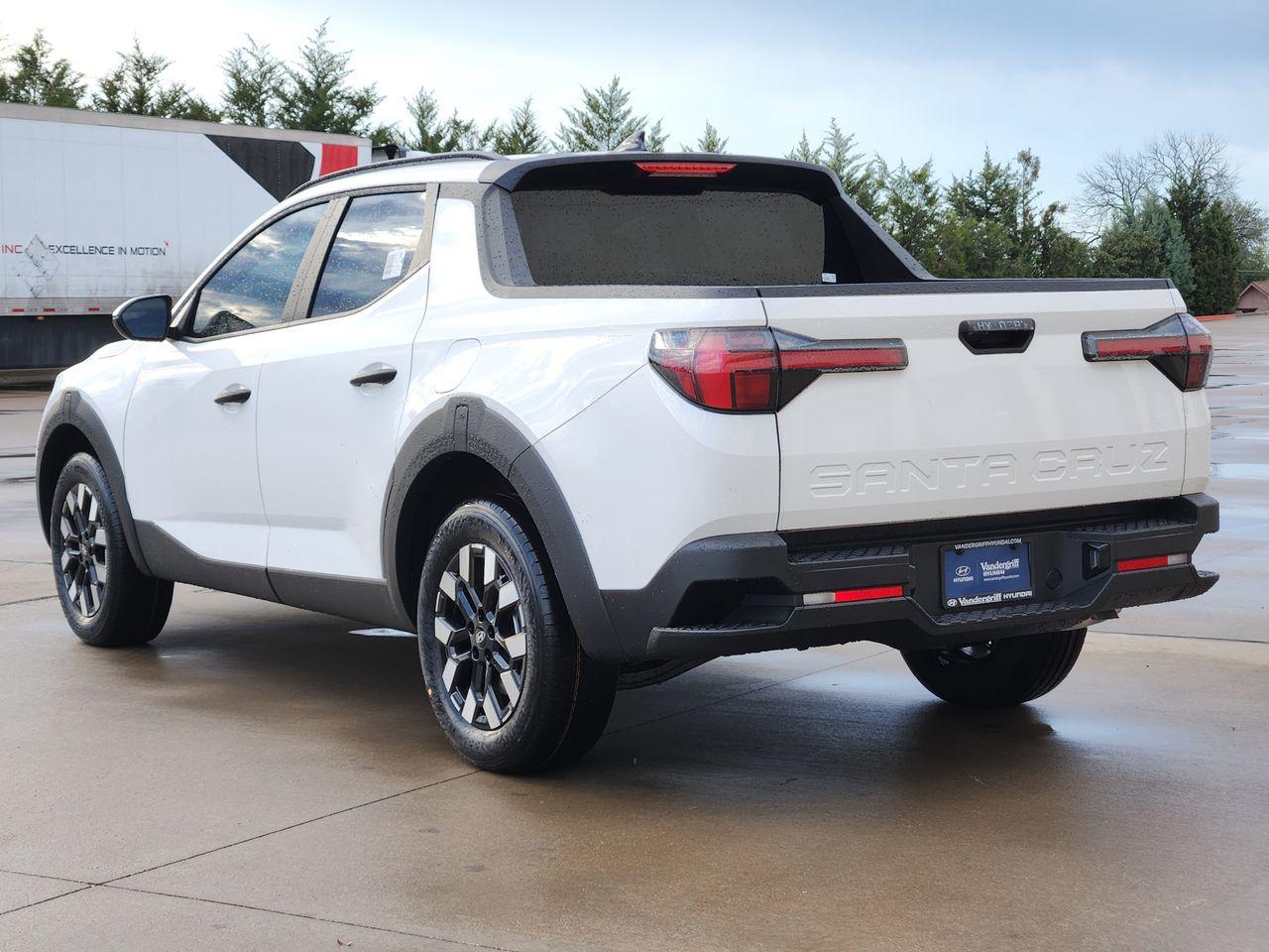 New 2026 SAW White Hyundai SEL FWD image 3