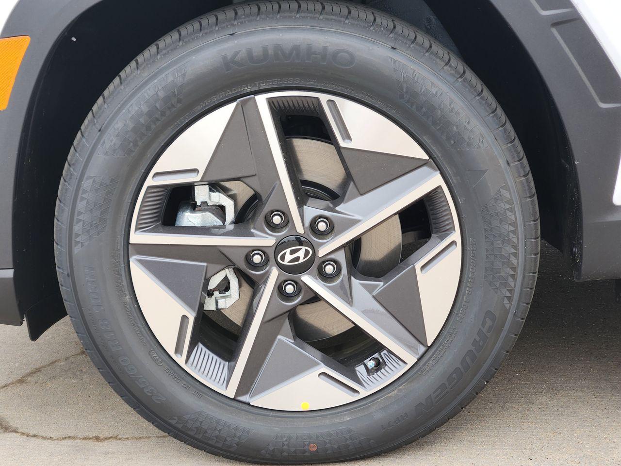 New 2026 W6H White Hyundai SEL FWD image 7