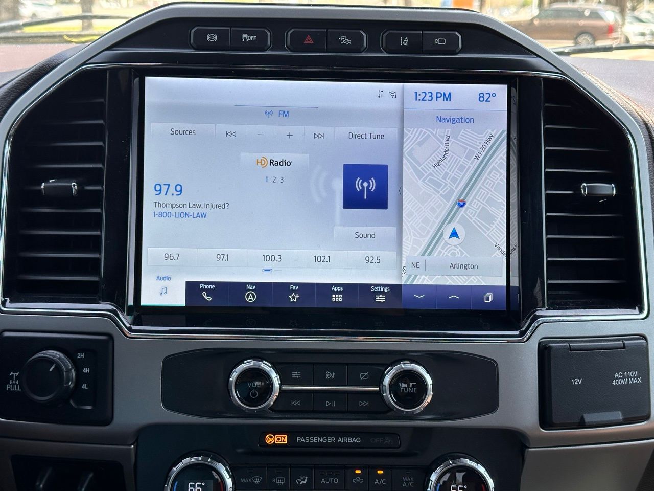 Used 2022 Oxford White Ford King Ranch image 34