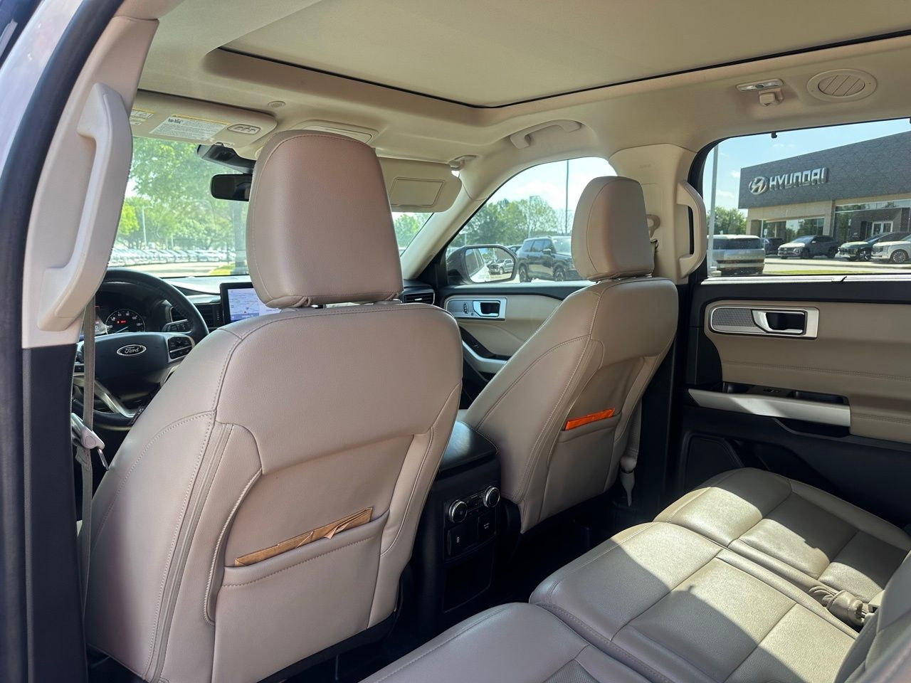 Used 2021 Oxford White Ford Limited image 17