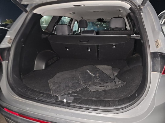 Used 2023 Hampton Gray Hyundai SEL image 18