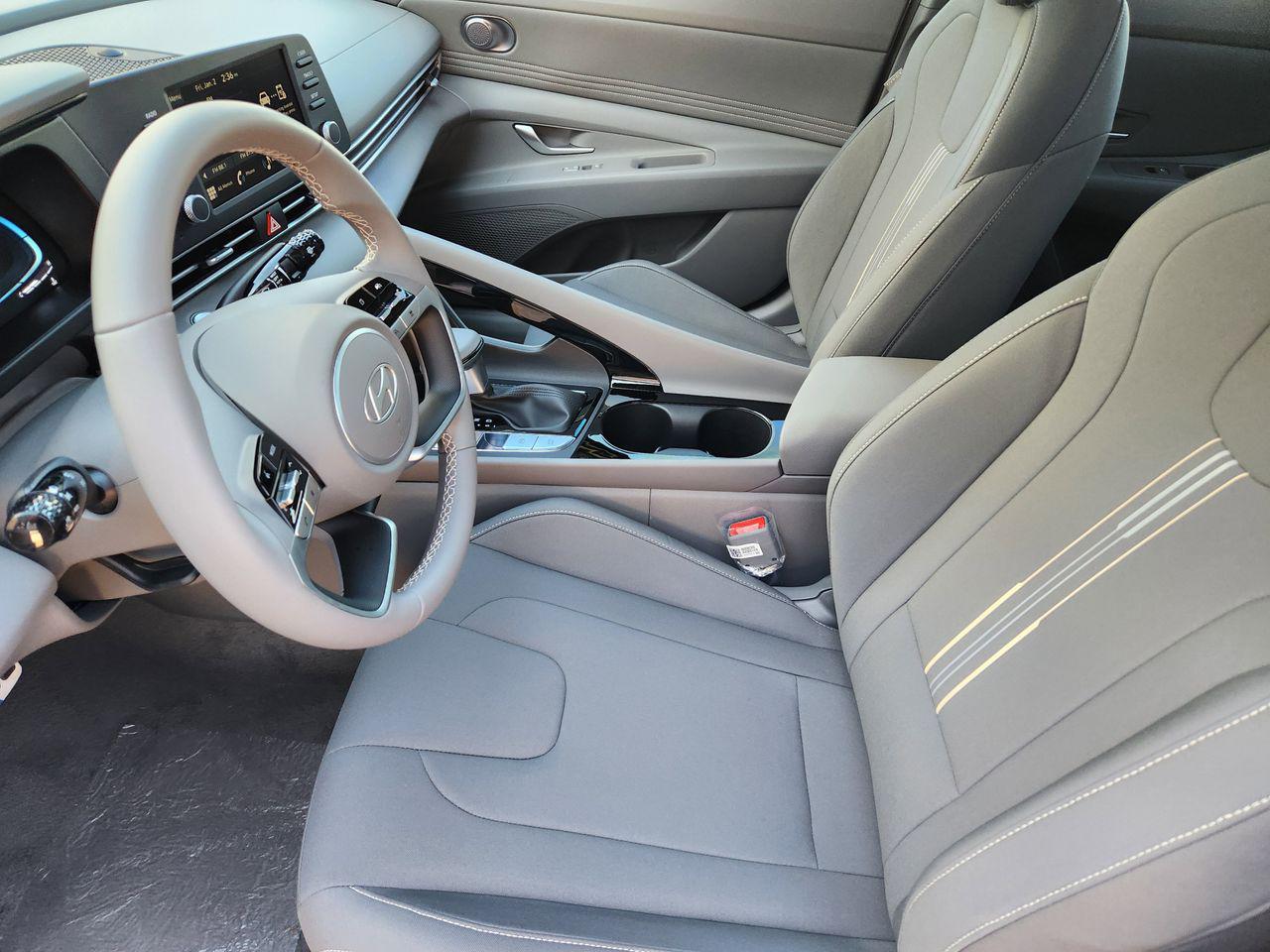 New 2026 W6H White Hyundai SEL Sport Premium image 10