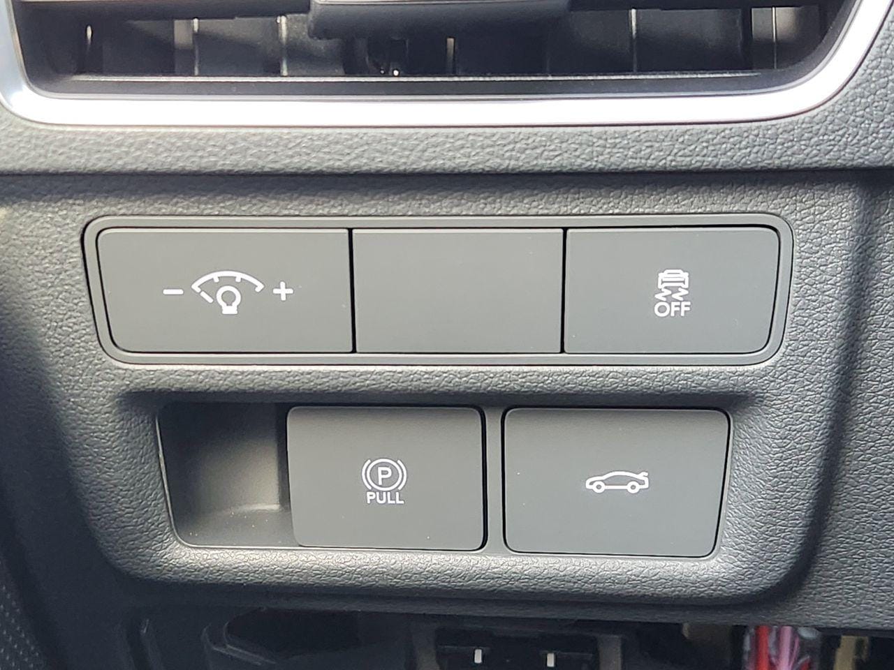 New 2026 W6H White Hyundai SEL Sport image 20