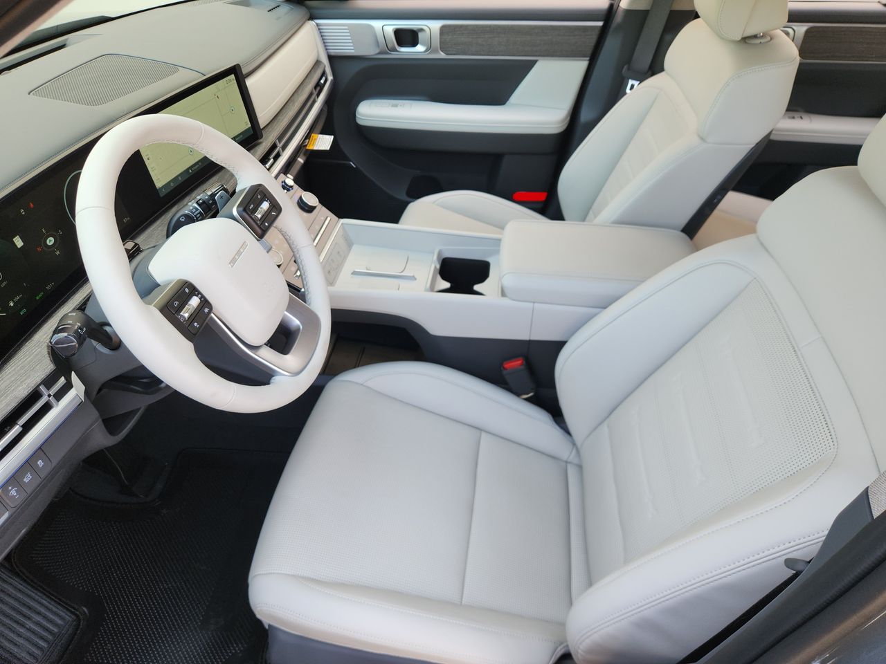 New 2027 Hampton Gray Hyundai Limited image 10