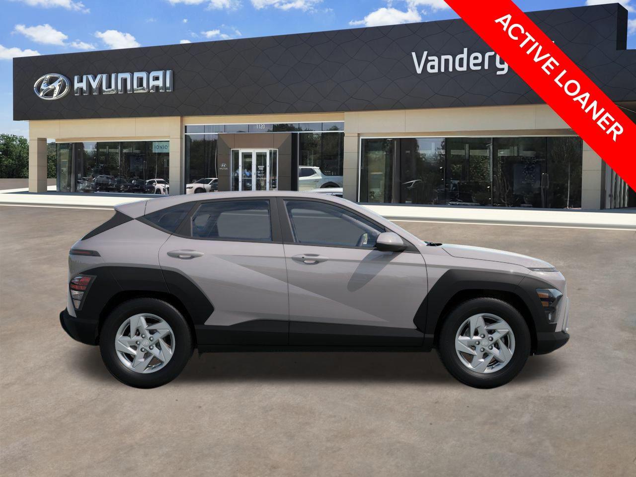 New 2026 C5G Gray Hyundai SE FWD image 8