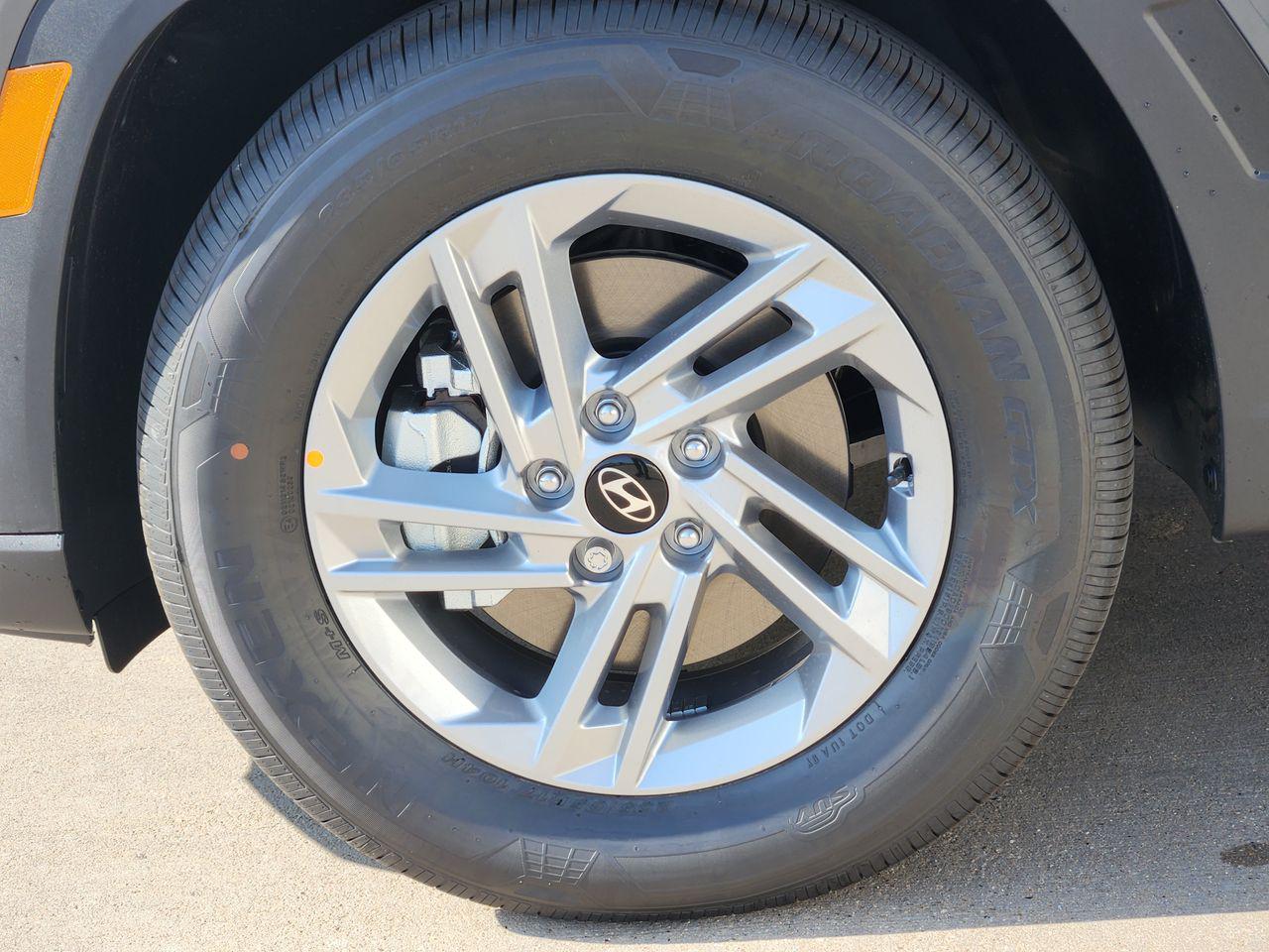 New 2026 Hampton Gray Hyundai SE FWD image 7
