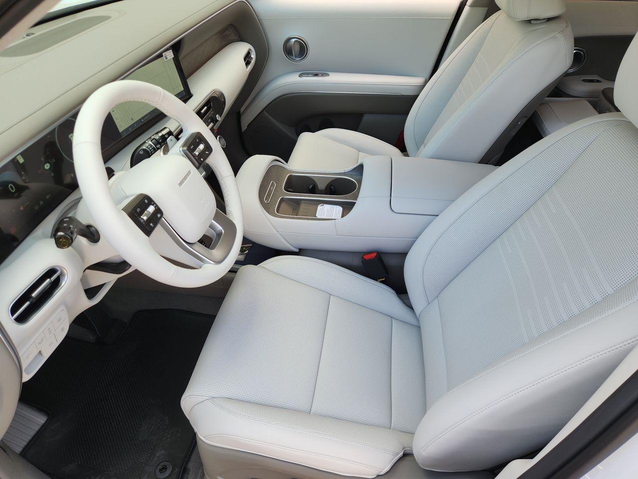 New 2027 Creamy White Pearl Hyundai Limited FWD image 9