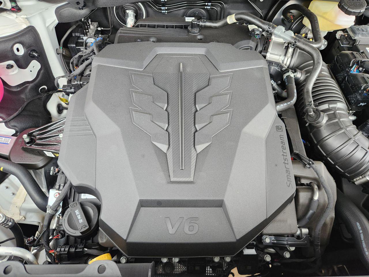 New 2026 Creamy White Pearl Hyundai XRT Pro image 32