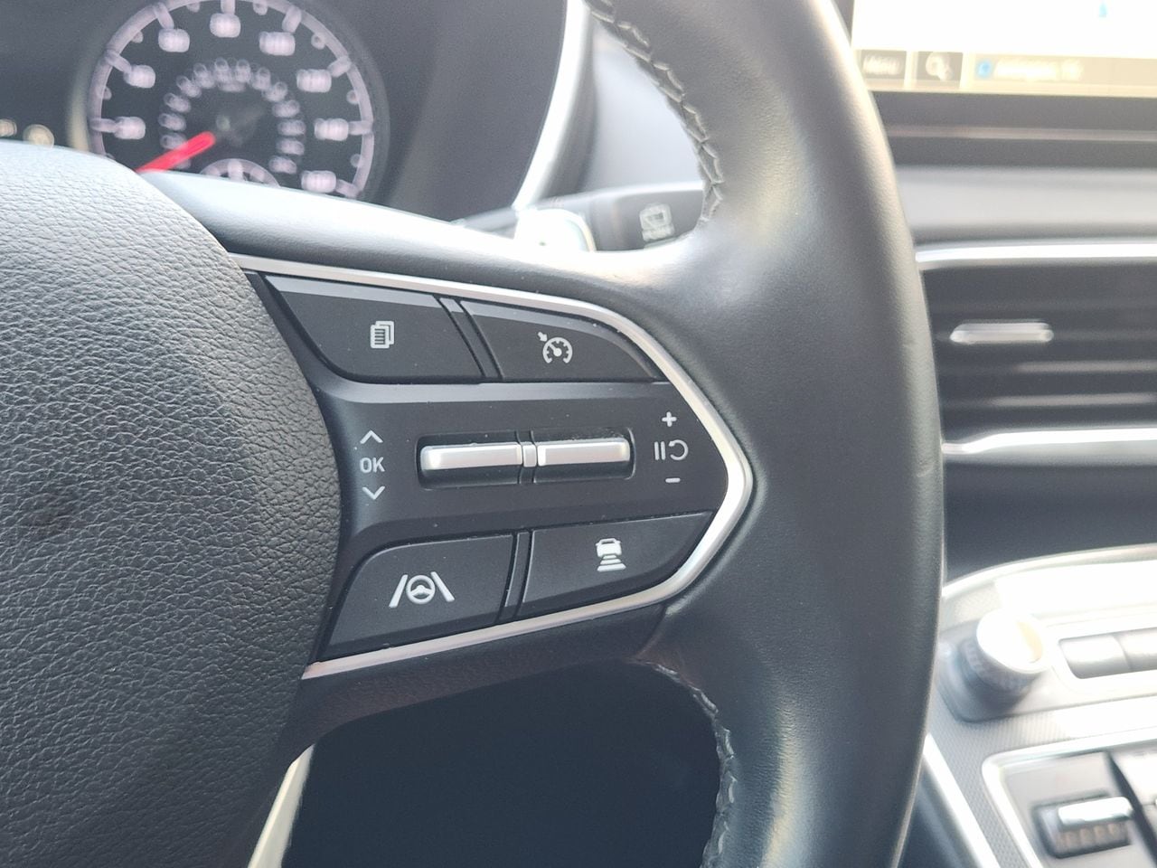 Used 2023 Shimmering Silver Hyundai XRT image 27