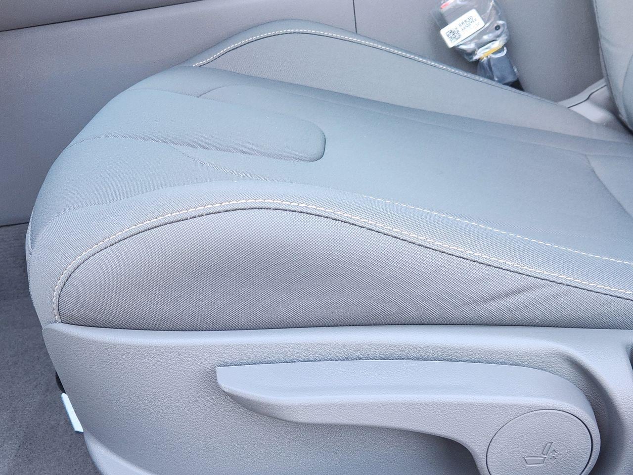 New 2026 W6H White Hyundai SEL Sport Premium image 23