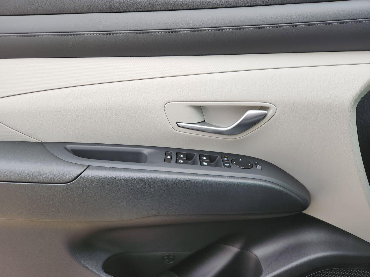 New 2026 W6H White Hyundai SEL FWD image 21