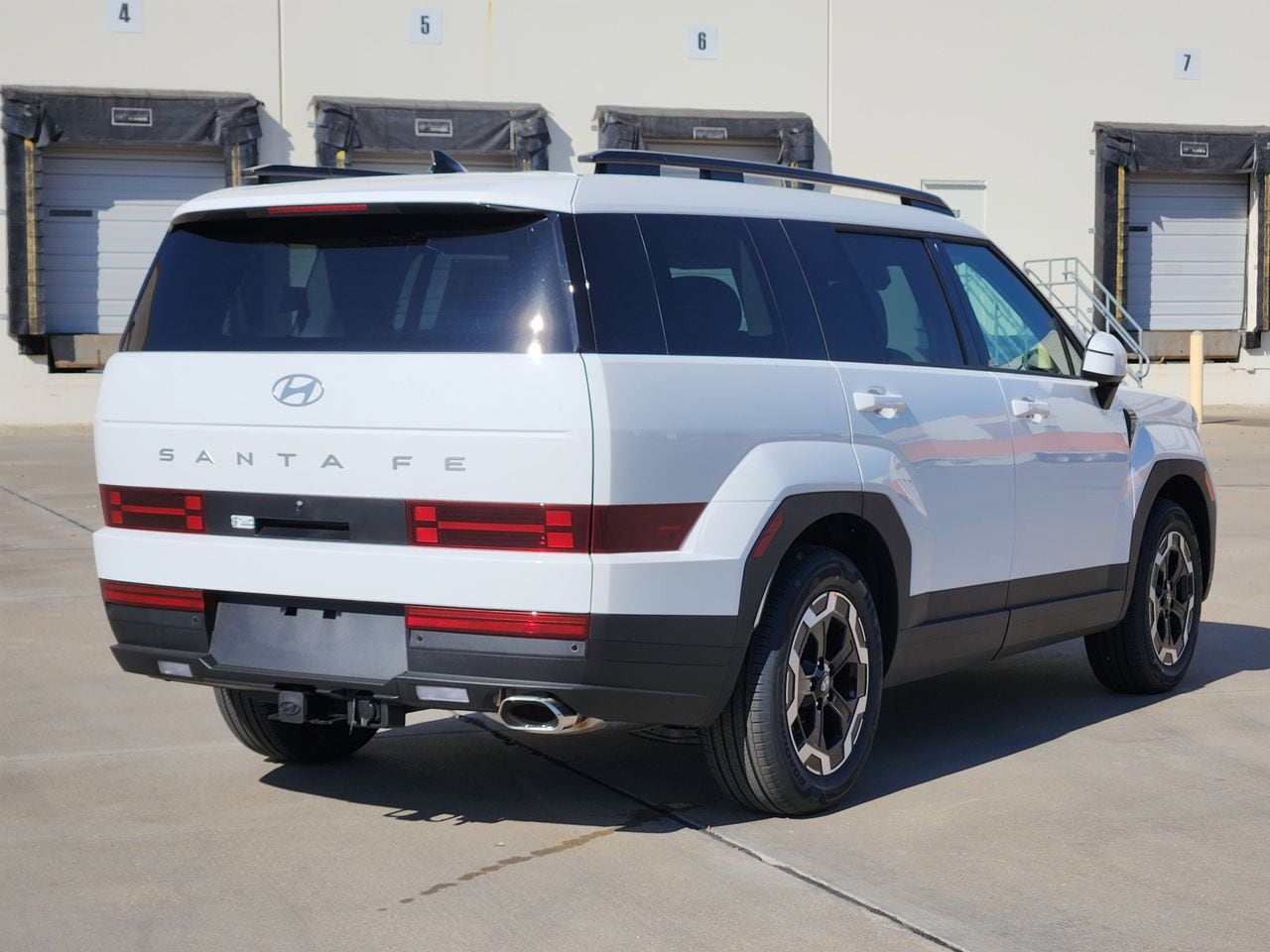 New 2026 W6H White Hyundai SEL FWD image 4