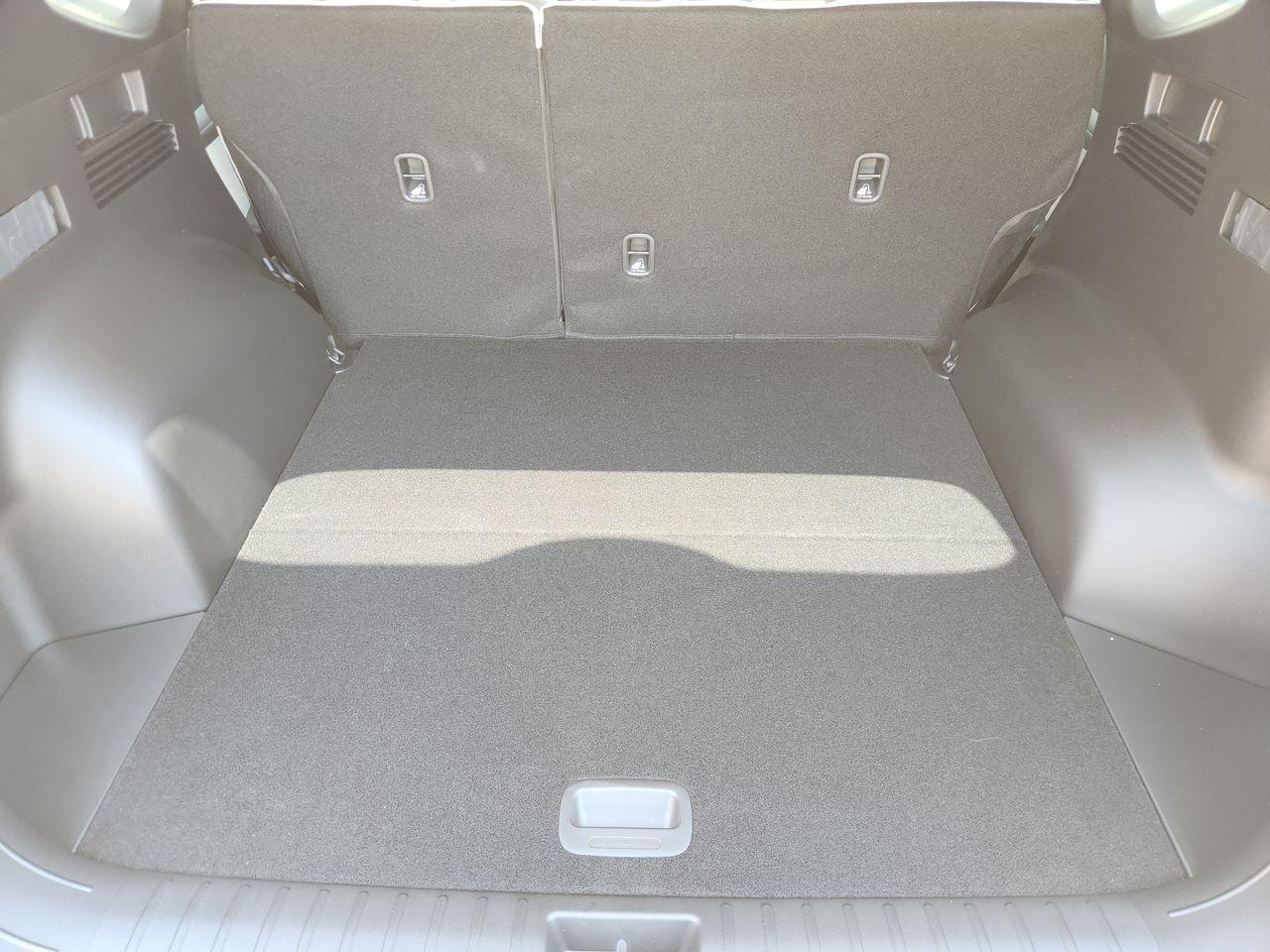 New 2026 Ecotronic Gray Hyundai SEL Plus FWD image 30