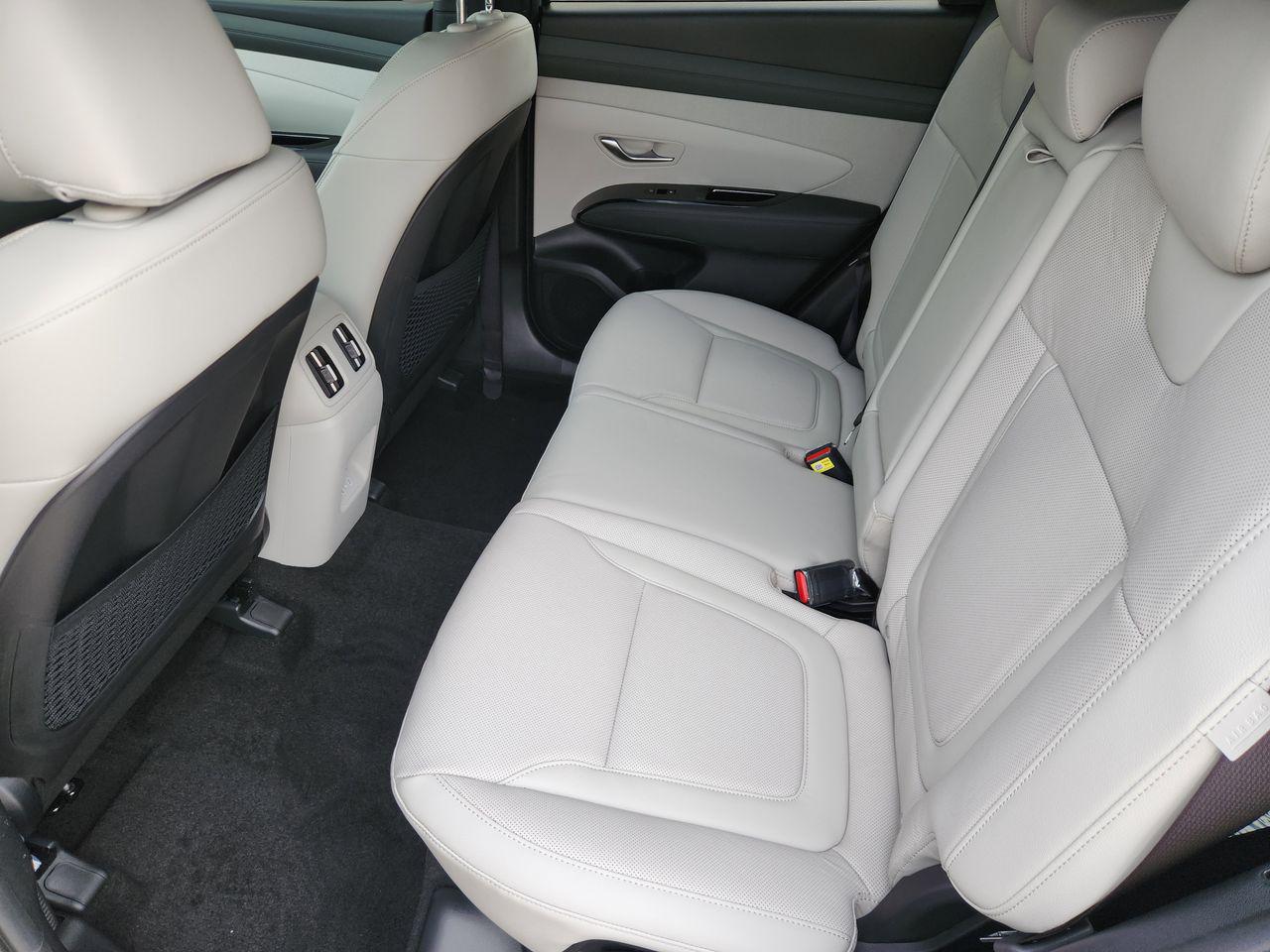 New 2026 Shimmering Silver Hyundai Limited FWD image 30