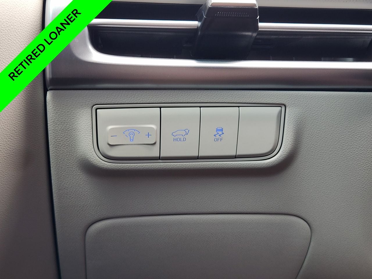 New 2026 Serenity White Pearl Hyundai SEL Premium FWD image 21
