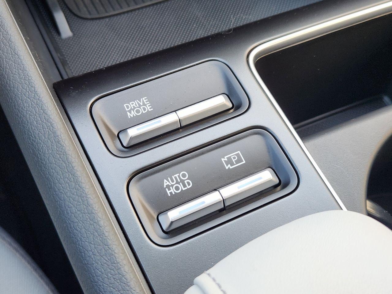 New 2026 W6H White Hyundai SEL Sport image 18