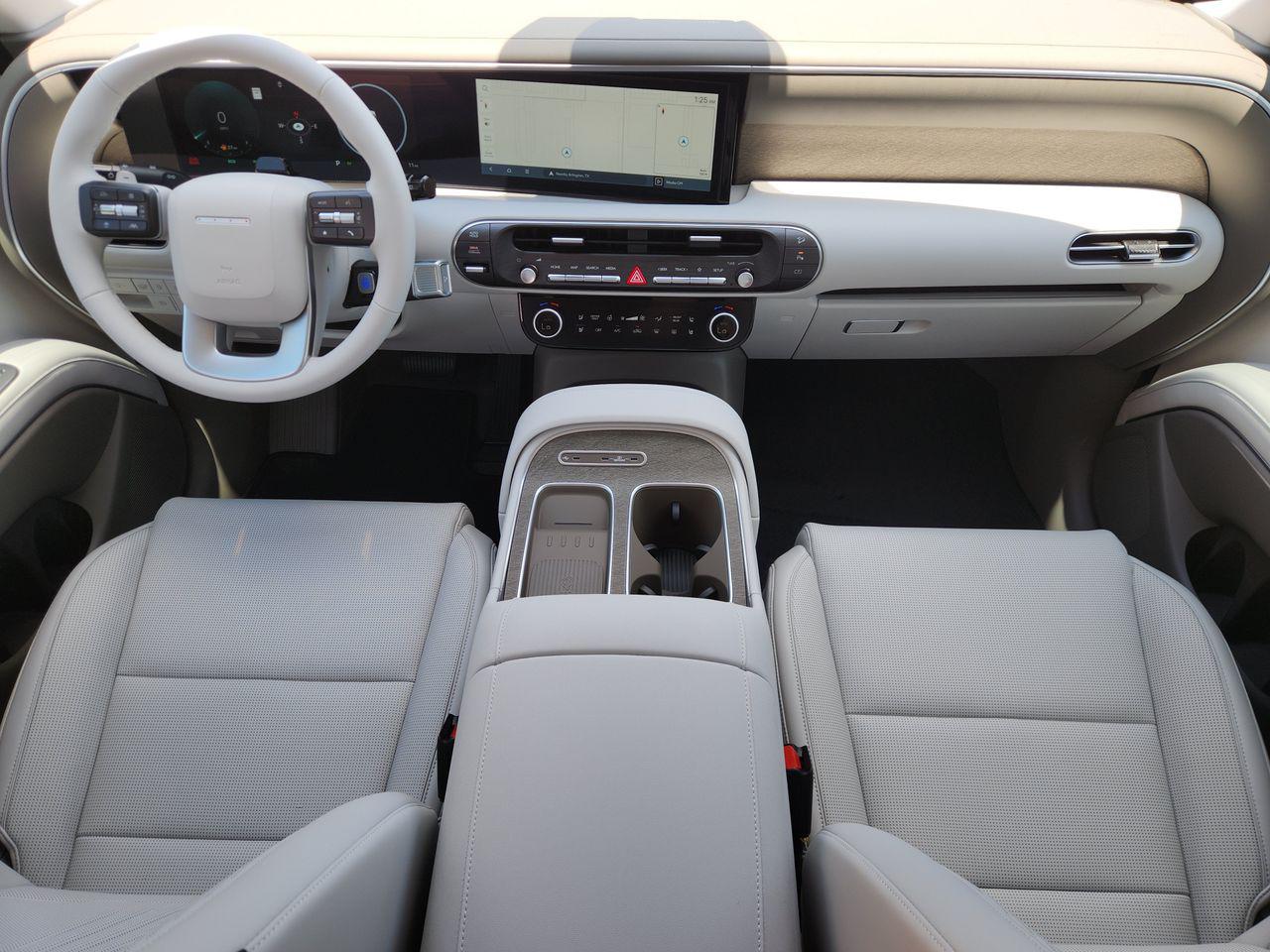 New 2027 Shimmering Silver Hyundai SEL Premium 7P image 26
