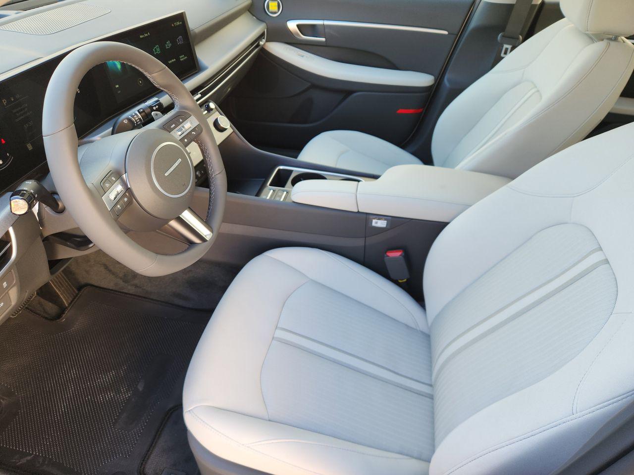 New 2026 W6H White Hyundai SEL Sport image 9