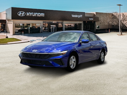 2025 Hyundai Elantra SE Sedan